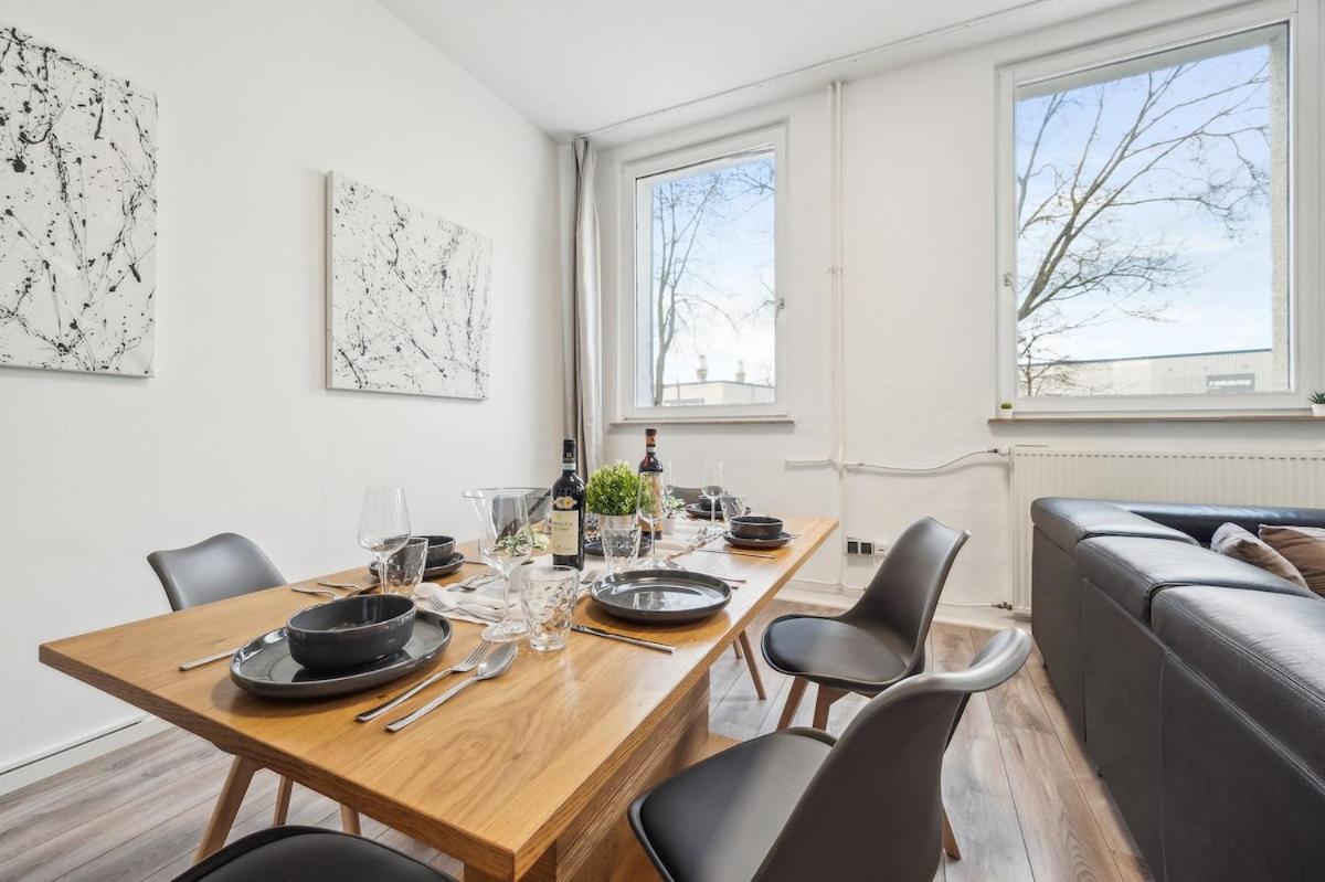Yello Homes - Loft - Airport & Messe 6 Betten & Wifi * Nürnberg