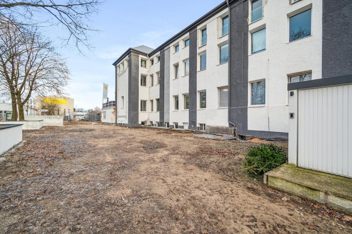 Yello Homes - Loft - Airport & Messe 6 Betten & Wifi Apartment Nürnberg